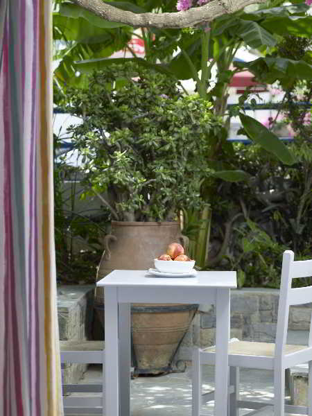 Ninetta'S Studios Poros Town Esterno foto
